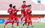 pertandingan liga indonesia hari ini tim tandang terus bertahan dan tak mampu mencapai finis setelah tembakan Weghorst di babak awal